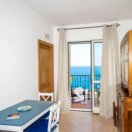 Casa Betty 아파트